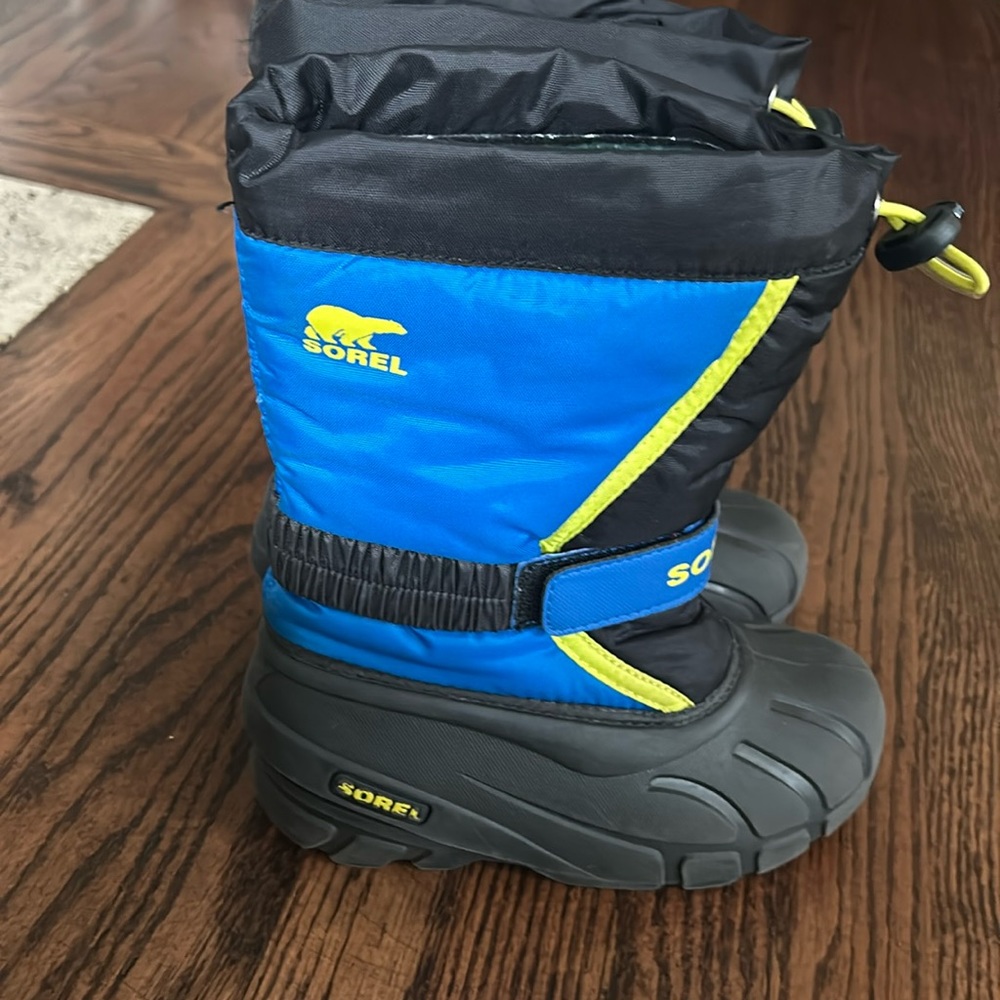 Boys blue and yellow Sorel Boots (size 13, 12, 10 available)